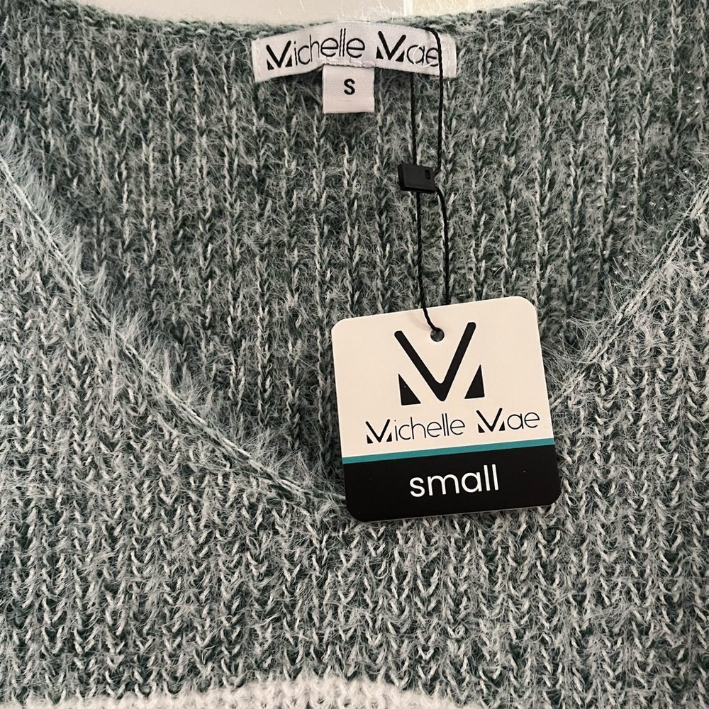 Michelle Mae Super Soft Striped V-Neck Sweater - Picture 2 of 3